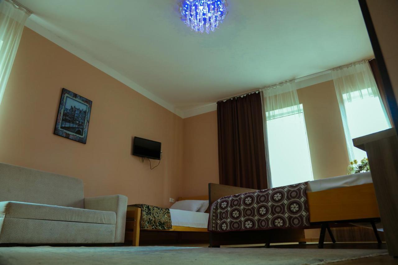 Hotel Borjomi Aisi ภายนอก รูปภาพ