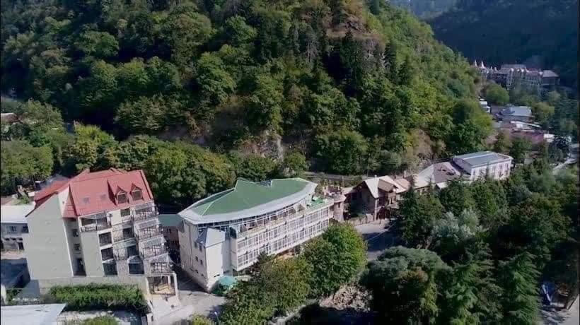 Hotel Borjomi Aisi ภายนอก รูปภาพ