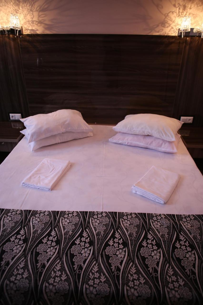 Hotel Borjomi Aisi ภายนอก รูปภาพ