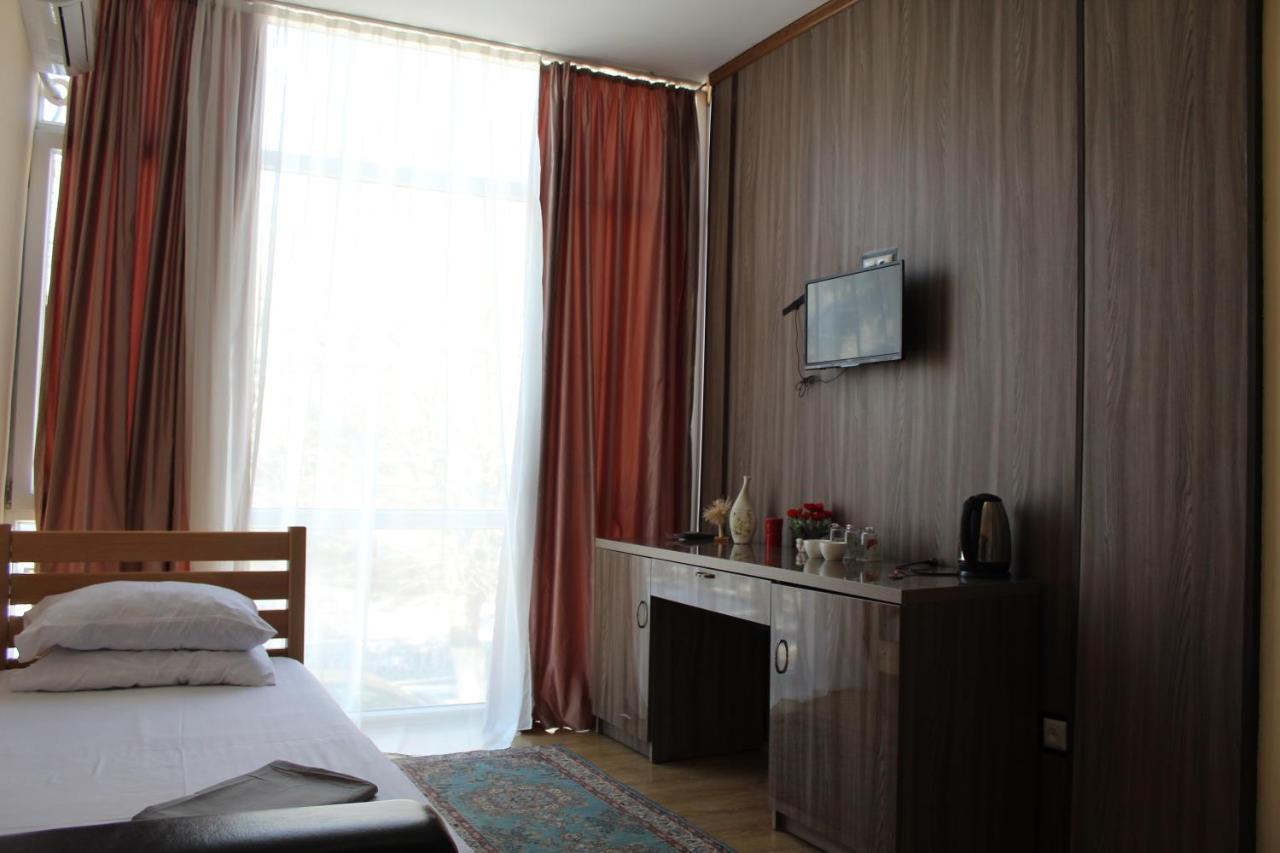 Hotel Borjomi Aisi ภายนอก รูปภาพ